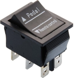 Kapcsoló elektromos kisautókhoz Pedál/RC