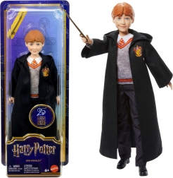 Ron Weasley baba varázslótalárban pálcával