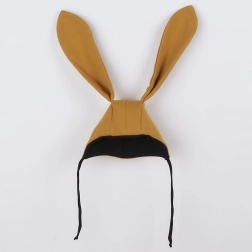 Baba sapka fülecskékkel New Baby Favorite barna