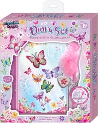 Titkos napló zárral és díszes ceruzával