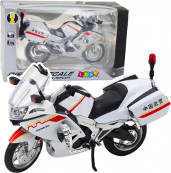 Fém motorkamodell 1:12 fénnyel és hangokkal – fehér piros–sárga elemekkel