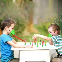 Party játék Kapd el a bogarat – békanyelvek 4 játékosnak