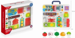 Manipulációs tábla bőröndben gyerekeknek