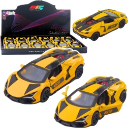 Fém versenyautó 1:32 méretarányban visszahúzós meghajtással és nyitható ajtókkal – sárga