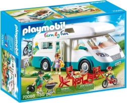 Family Fun figurakészlet: családi lakóautó