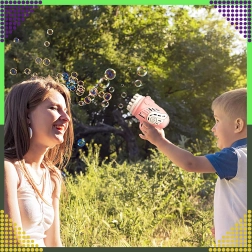 Rózsaszín többfúvókás buborékfújó pisztoly + utántöltő