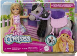 Barbie Chelsea pónin – lovas játékszett sisakkal