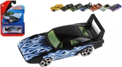 Fém és műanyag mini autó 8 cm szabadonfutással – színváltozatok