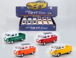 Visszahúzós kisautó 1:32 méretarányban