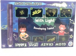 Sötétben világító rajztábla gyerekeknek