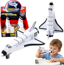 Fém űrrepülőgép felhúzós meghajtással, fehér