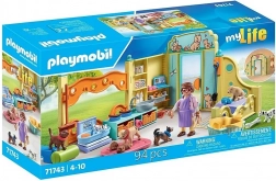 PLAYMOBIL kölyökkutya-ház