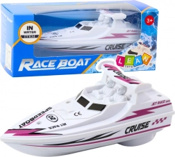 Fehér motorcsónak elemmel