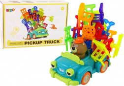 Ügyességi játék: leeső székek mozgó autócskával