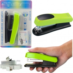 Zöld irodai tűzőgép 30 laphoz tűzőkapcsokkal