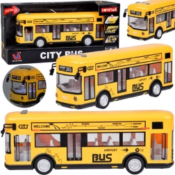 Sárga városi autóbusz fényekkel, hangokkal és nyitható ajtókkal