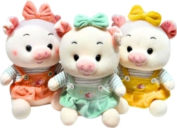 Plüss malacka ruhácskában