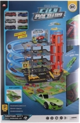 Nagy műanyag garázs szőnyeggel és kisautókkal