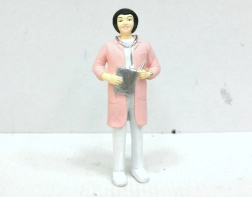 Doktornő figura 12,2 cm – 1 db