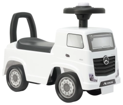 Mercedes Actros fehér lábbal hajtós jármű