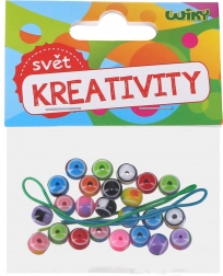 Színes gyöngyök zsinórral