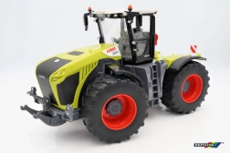 Britains CLAAS Xerion 5000 modell traktor