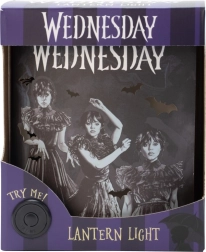 Wednesday dekoratív lámpa – gótikus lampion táncoló WEDNESDAY motívummal