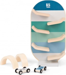 fa autópálya kisautókkal és ívekkel