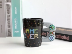 Let's Play Game Over bögre