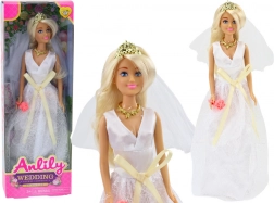 Lalka Anlily esküvői ruhában virágcsokorral és koronával