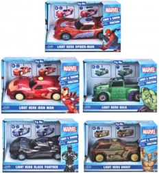 Marvel 1:32 világítós és hangos kisautó, vegyes modellek