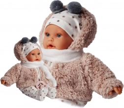 Realista Antonio Juan Kika baba hanghatásokkal