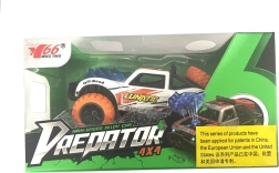 Autó hanggal és fénnyel, 1:36 méretarányban