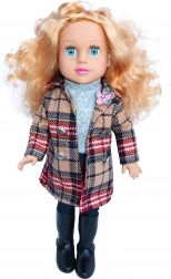 Baba kabáttal és hanghatásokkal