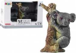 Koala figura fán – állatok az állatkertből
