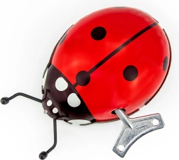 Felhúzható katicabogár kulccsal