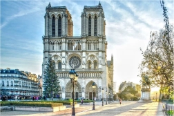 Gyémántszemes festés – Notre-Dame-székesegyház 30x40 cm