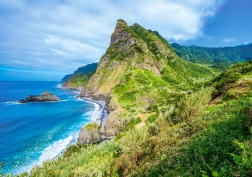 500 darabos puzzle – Zöld Madeira