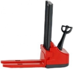 Bruder raklapemelő kocsi