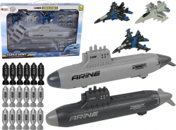 katonai készlet haditengerészet tengeralattjárókkal, vadászgépekkel és lövedékekkel