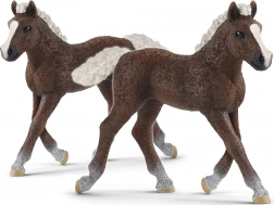 SCHLEICH HORSE CLUB fekete-erdei csikó – figura