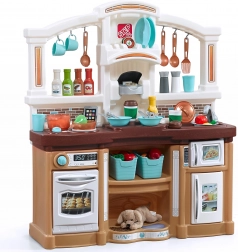 Step2 Gyerek konyha – Szórakozás barátokkal