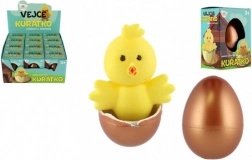 Kikelő csibe tojásban