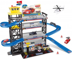 Nagy parkológarázs helikopterleszállóval