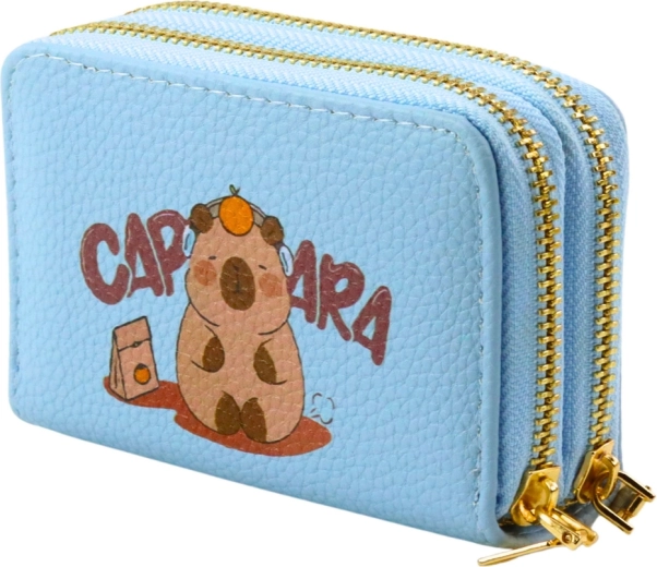 Két különálló cipzáros rekesz