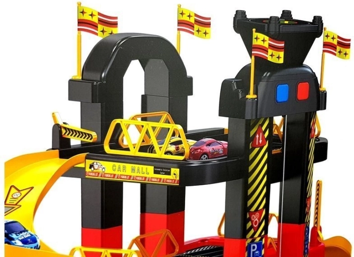 Működő lift fényekkel