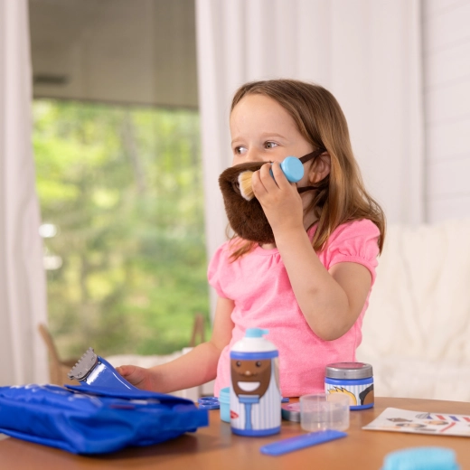 Szórakoztató felcsatolható szakáll szerepjátékhoz