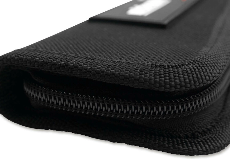 Ellenálló textil és erős varrás