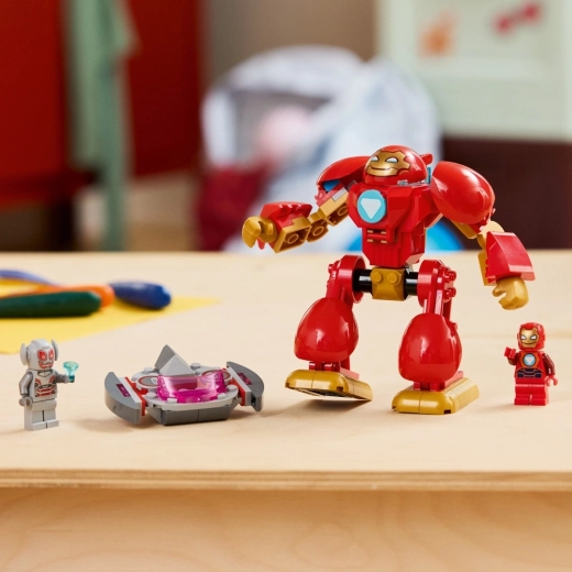 Ultron és repülő járműve izgalmas csatákhoz