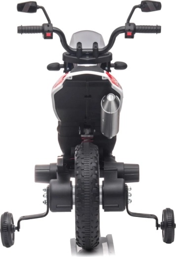 Stabil haladás oldalsó segédkerekekkel